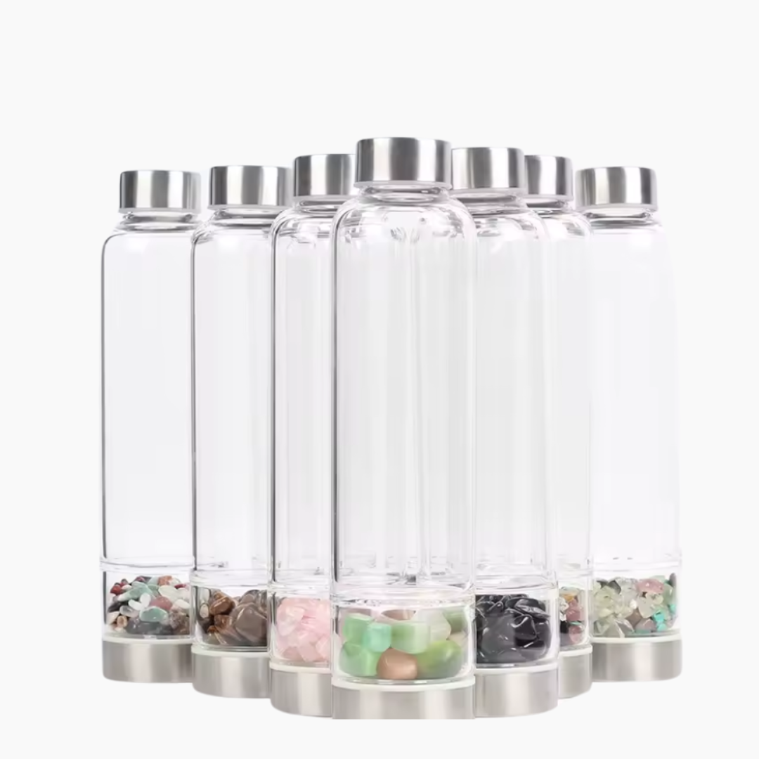 水晶玻璃水瓶，鑲嵌有療癒石